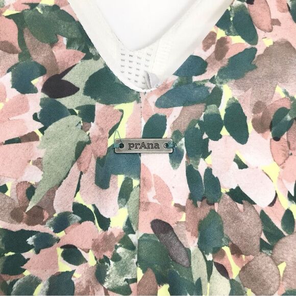 Prana Pearl Isla Green Pink Fitted Stretch Athleisure Dress in White Garden - Picture 12 of 13